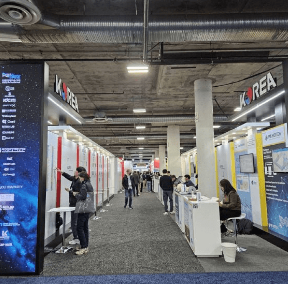 news image 'Korea's Presence Shines Again' — Tech Giants Flock to Korea Pavilion with Partnership Offers